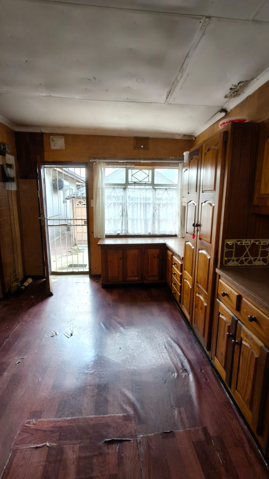 5 Bedroom Property for Sale in Hennenman Free State
